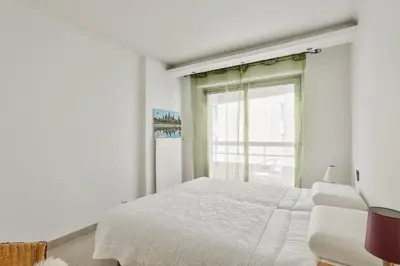 Un ou plusieurs lits dans un hébergement de l'établissement Cosy appart avec balcon Pont de Flandres - Crimée