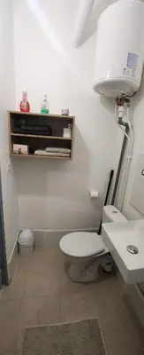 Salle de bains dans l'établissement Charmant studio spacieux paris