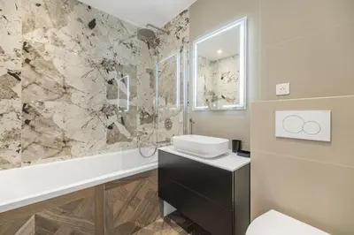 Salle de bains dans l'établissement Signature