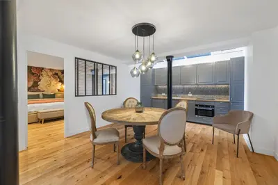 Cuisine ou kitchenette dans l'établissement Scarlett