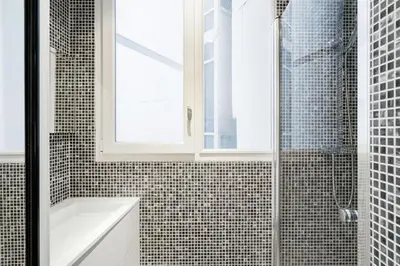 Salle de bains dans l'établissement Resplendent Haussmann Design 100m2 - 2 BR