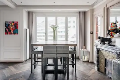Plan de l'établissement Resplendent Haussmann Design 100m2 - 2 BR