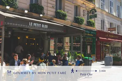Clients de l'établissement L'étincelle - Vue Tour Eifflel - by Mon Petit Faré