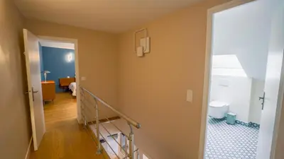 Salle de bains dans l'établissement Spacious Duplex Oberkampf - Bail mobilité