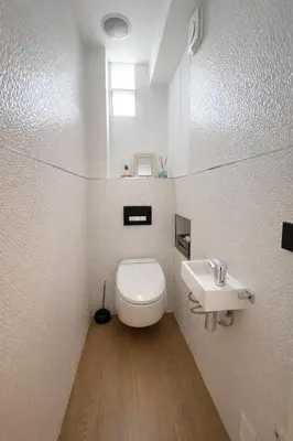 Salle de bains dans l'établissement Bright 2BR Apartment, 2 baths, 2 Balconies, Metro 5min, Paris