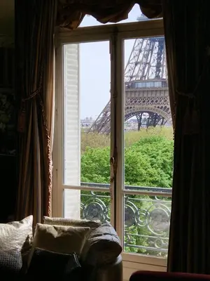 Jardin de l'établissement Tour Eiffel luxury