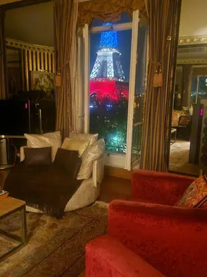 Coin salon dans l'établissement Tour Eiffel luxury