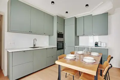 Cuisine ou kitchenette dans l'établissement Authentic apartment - 3BR-8P - Clignancourt