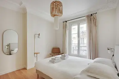 Un ou plusieurs lits dans un hébergement de l'établissement Authentic apartment - 3BR-8P - Clignancourt