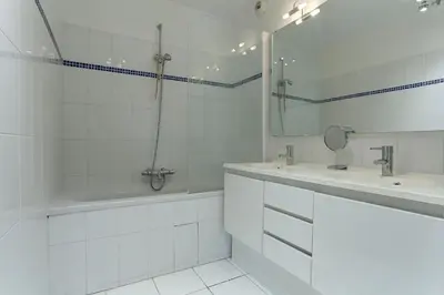 Salle de bains dans l'établissement Le Vernet - Boulogne