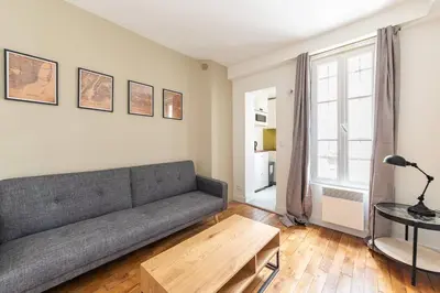 Coin salon dans l'établissement Bail mobilité - Appartement pour voyages d'affaires et d'études