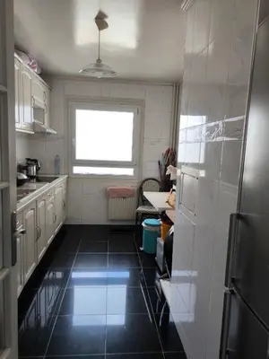 Cuisine ou kitchenette dans l'établissement Lovely Appartment In Paris - Near Arena Porte de la Chapelle