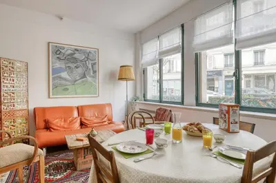 Coin salon dans l'établissement Cute Apartment in the Heart of the Latin District