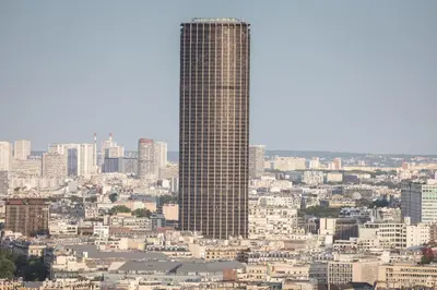Vue générale sur Paris ou vue de la ville depuis l'appartement
