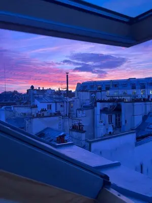 Lever ou coucher de soleil vu de l'appartement ou à proximité