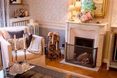 Coin salon dans l'établissement Elegant luxury private apartment by Eiffel Tower