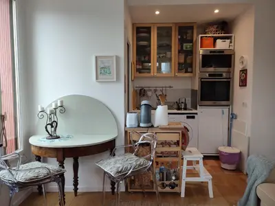 Cuisine ou kitchenette dans l'établissement Lagentillomiere-paris-gentilly-arceuil