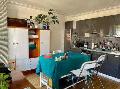 Cuisine ou kitchenette dans l'établissement Bright Central Appartment for 3 with Balcony - PARIS 11e BASTILLE
