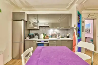 Cuisine ou kitchenette dans l'établissement Bright Central Appartment for 3 with Balcony - PARIS 11e BASTILLE