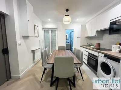 Cuisine ou kitchenette dans l'établissement Urban Flat 178 - Cosy Chic 2 Bedroom Flat in Paris