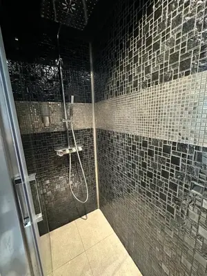 Salle de bains dans l'établissement JOIA PARIS - MOISANT