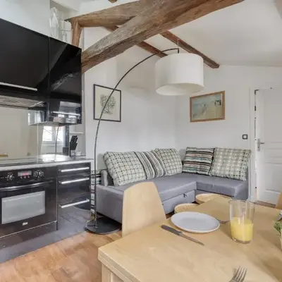 Homely & Pleasant T2 flat in the Heart of Paris