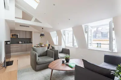 Cuisine ou kitchenette dans l'établissement Charmant Appartement avec Climatisation - Paris 3