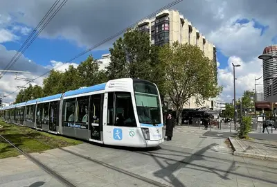 Plan de l'établissement Charmant 2 pièces, Métro direct centre de Paris, Lignes 7 et 14, Tramway Ligne T3