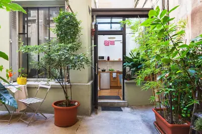 Jardin de l'établissement Artisan Lofts near Marais
