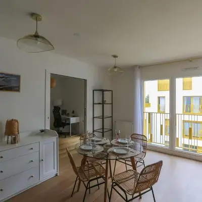 Cozy 60 m on the outskirts of Paris