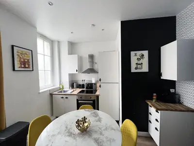 Cuisine ou kitchenette dans l'établissement Urban Flat 157 - Coco Flat in Montorgueil