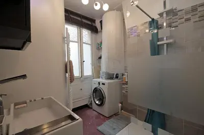 Salle de bains dans l'établissement 2 Pièces de charme Montmartre