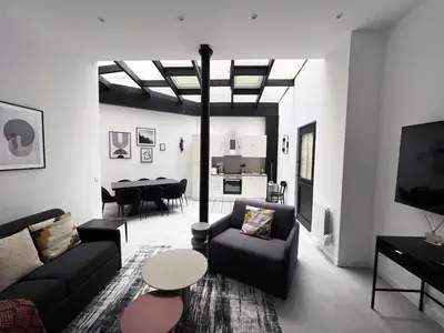 Coin salon dans l'établissement Urban Flat 08 - The Panoramic Flat in Paris