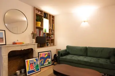 Coin salon dans l'établissement Charming accommodation in Montmartre