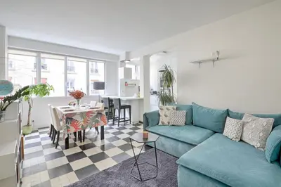 Coin salon dans l'établissement Le Coin des Lecteurs - 1er arrondissement 75m²