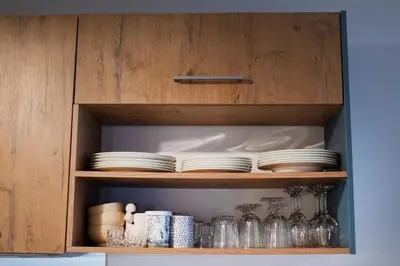 Cuisine ou kitchenette dans l'établissement Sérénité totale : appartement ensoleillé