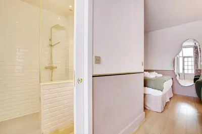Un ou plusieurs lits dans un hébergement de l'établissement Pick A Flat's Apartment in Place Vendôme - Rue Duphot