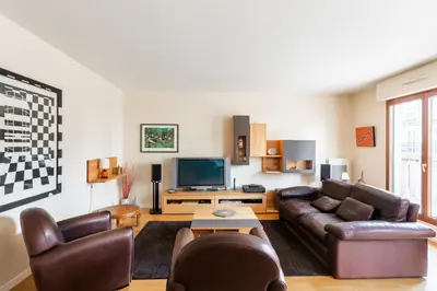 Télévision ou salle de divertissement dans l'établissement Appartement du Théâtre - Welkeys
