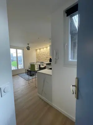 Cuisine ou kitchenette dans l'établissement La Bastille