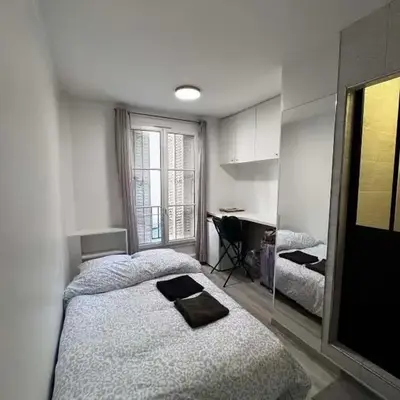 Charming Studio Eiffel Tower
