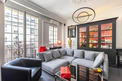 Coin salon dans l'établissement Sublime appartement climatisé proche Paris et Boulogne
