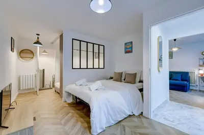 Un ou plusieurs lits dans un hébergement de l'établissement Gare Austerlitz Renovated & comfortable 8 guests