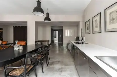Coin salon dans l'établissement Saint-Honoré Luxurious 2 Bedrooms apartment 120m2