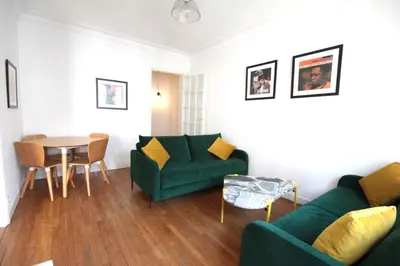 Coin salon dans l'établissement Spacieux 2 Pièces Montmartre
