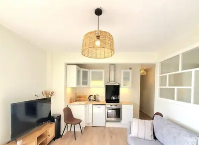 Cuisine ou kitchenette dans l'établissement Charenton View Paris Door Best Location metro