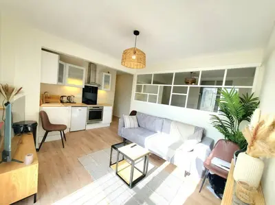 Cuisine ou kitchenette dans l'établissement Charenton View Paris Door Best Location metro
