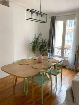 Coin salon dans l'établissement Appartement lumineux à Levallois, proche métro & Paris