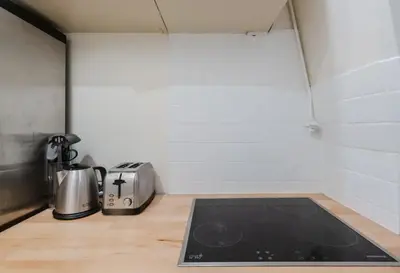 Cuisine ou kitchenette dans l'établissement Appartement parisien baigné de soleil