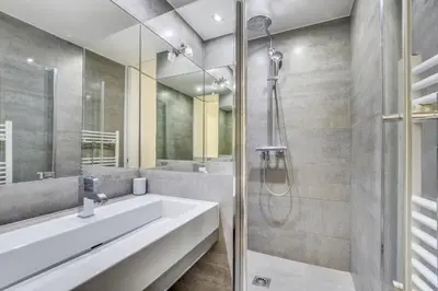 Salle de bains dans l'établissement Pick A Flat's Apartment in Saint Germain - Rue de Buci