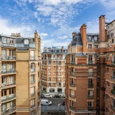 The Paris 15 Place